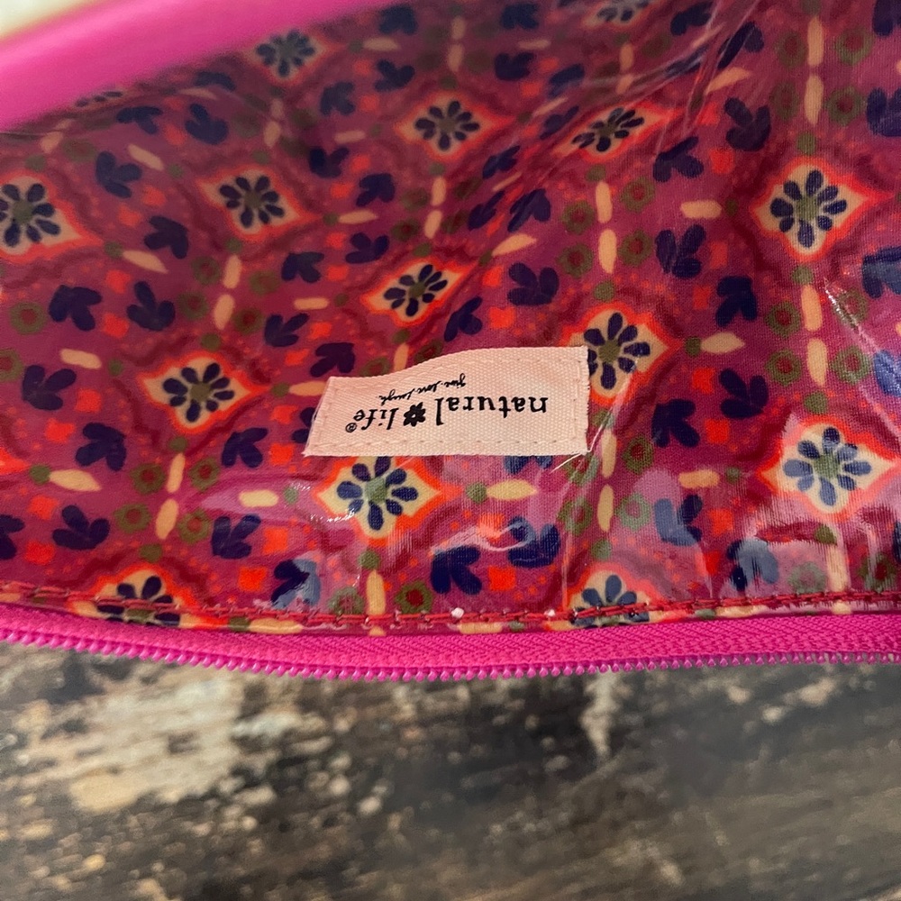 Natural life Being weird is Beautiful Bag - Picture 6 of 7